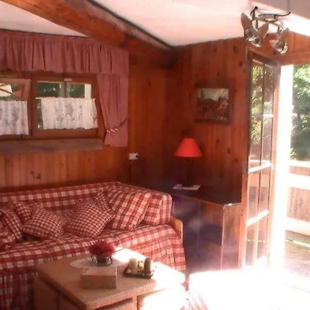 Gite De La Baerenbach Haselbourg Esterno foto